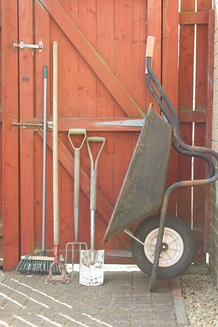 garden-tools-2218855_640